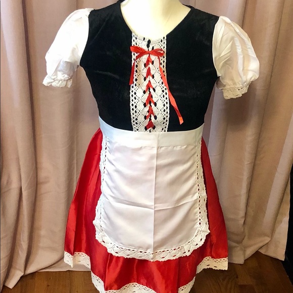 Little Red Ridding Hood & Big Bad Wolf Siblings Costumes - Picture 16 of 16